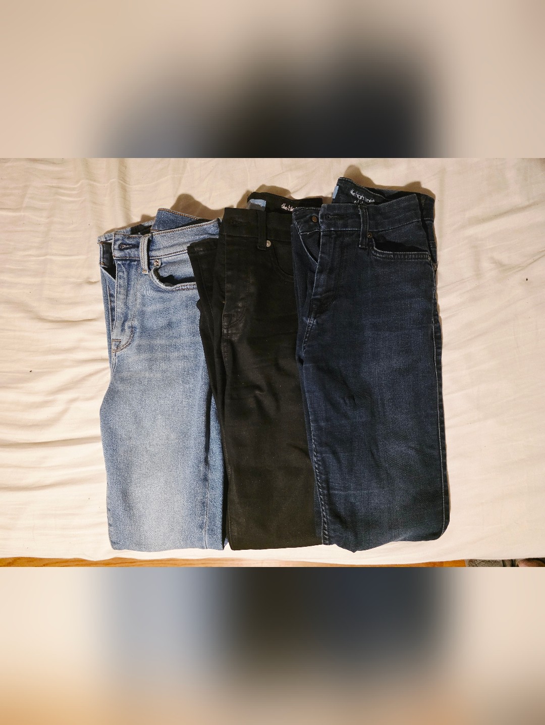 Lot Of 3 Pairs Of 7 For All Mankind Jeans: Size 25